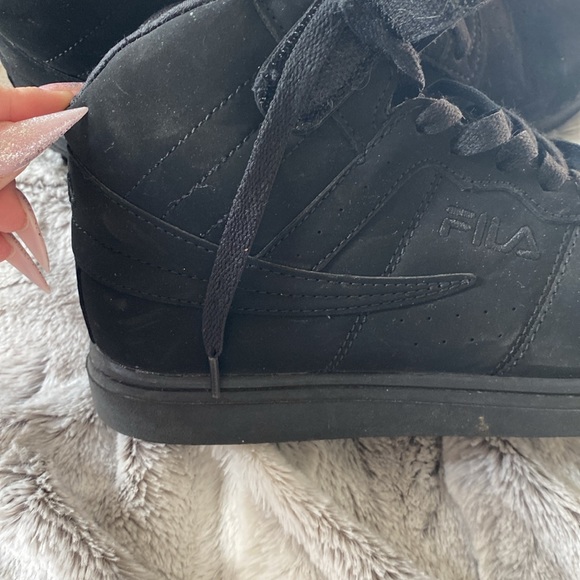 FILA Vulc Suede Mid top sneakers 5Y Boys/ Women’s 6 - Picture 2 of 5